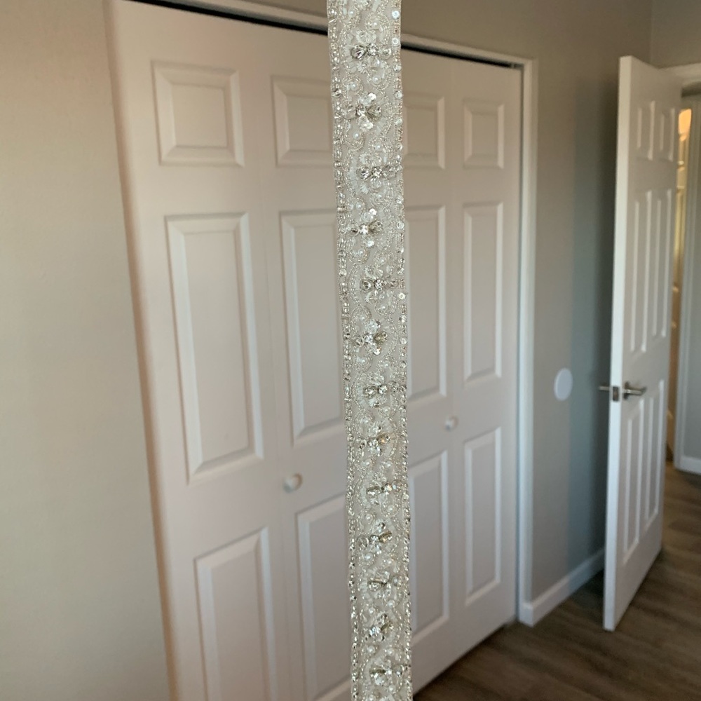 Jeweled belt